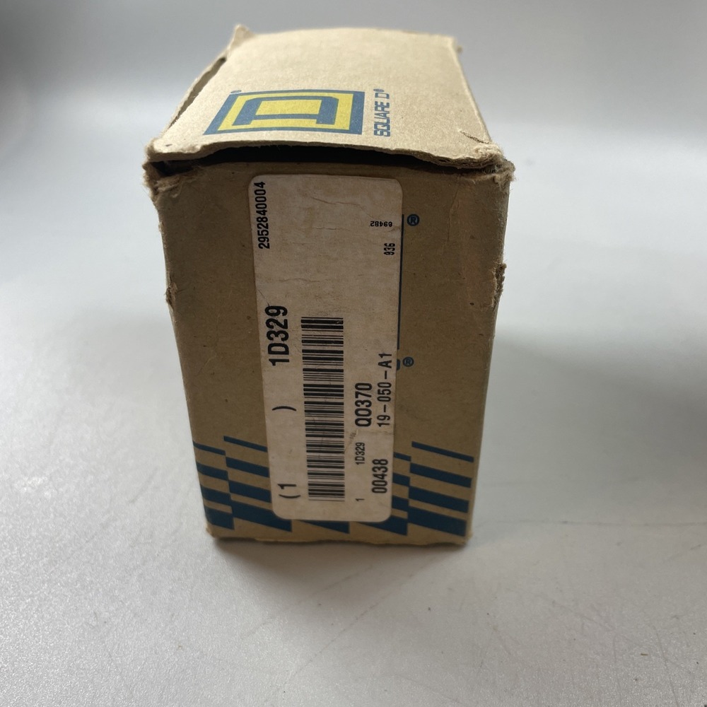 NEW Square D QO370 Type QO Plug-In Miniature Circuit Breaker 70 A 3 Pole 240 V